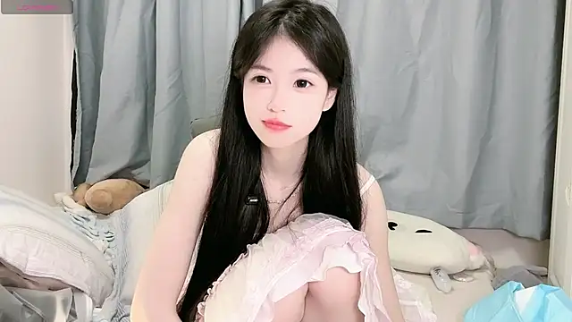 XiaoMei-iiiiii online show from 05/07/26, 07:17
