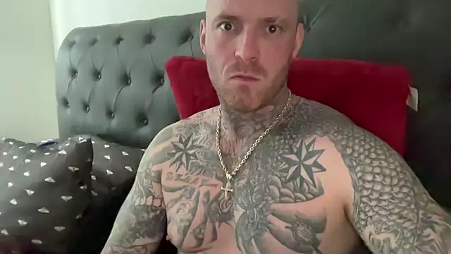 platinum status online show from 04/16/26, 02:07