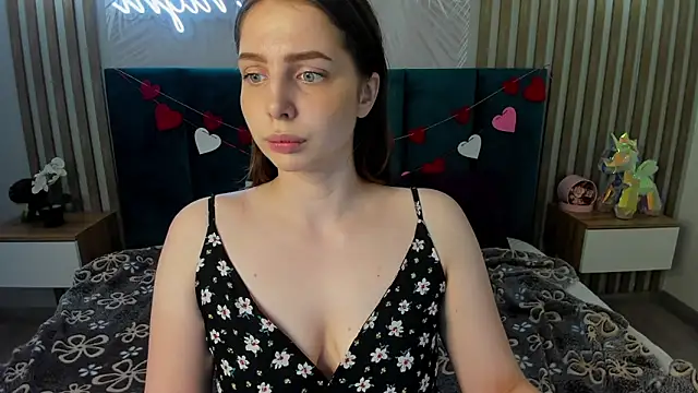 ReneeBlair online show from 06/07/26, 01:33