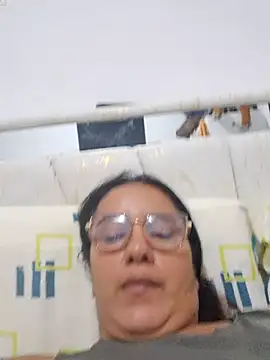 Snapshot of Samanta-42 chatting on 07/14/26, 09:25 Samanta-42 online show from 07/14/26, 09:25