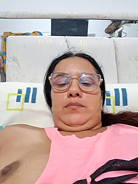 Snapshot of Samanta-42 chatting on 07/07/26, 09:35 Samanta-42 online show from 07/07/26, 09:35