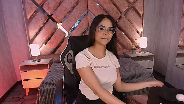 Susan Voltaire online show from 04/17/26, 11:35