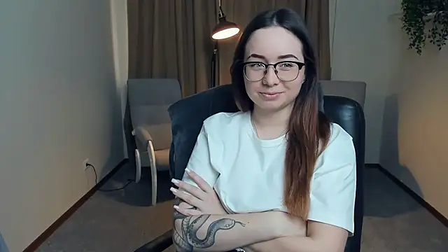 NadaRudeen online show from 04/18/26, 12:40