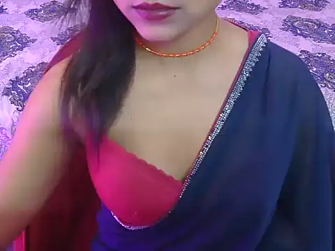 Snapshot of bold-fareen chatting on 04/19/26, 06:10 bold-fareen online show from 04/19/26, 06:10