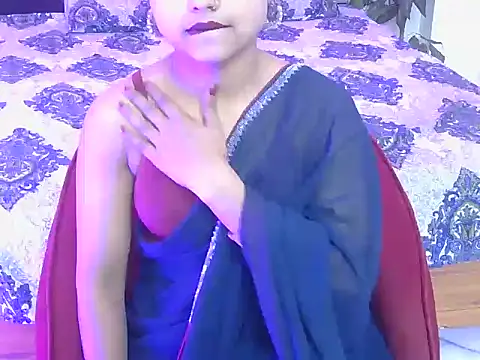 bold-fareen online show from 04/17/26, 02:09