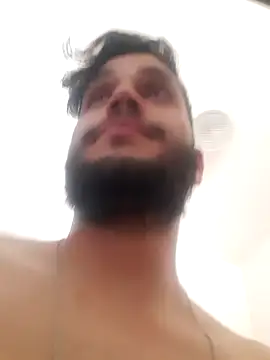 GeorgeLatamXL online show from 04/17/26, 05:05