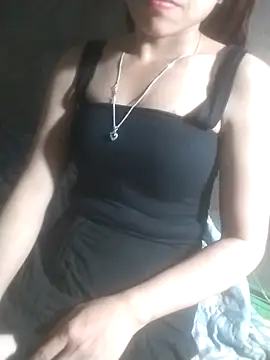 Zara-Lina online show from 04/18/26, 12:13