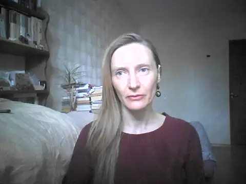 Snapshot of LunaBelle8 chatting on 05/10/26, 02:52 LunaBelle8 online show from 05/10/26, 02:52