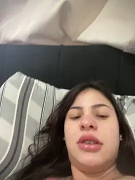 Snapshot of Livia-cortez chatting on 05/26/26, 02:15 Livia-cortez online show from 05/26/26, 02:15