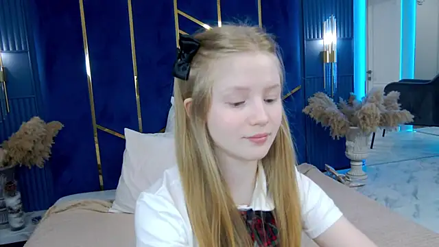 LilianHowards online show from 04/19/26, 09:21