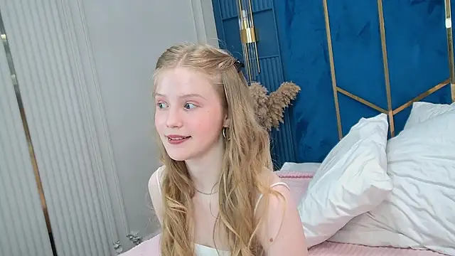Snapshot of LilianHowards chatting on 07/01/26, 07:30 LilianHowards online show from 07/01/26, 07:30