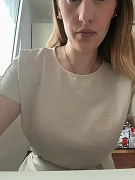 SchmuseBunny online show from 04/19/26, 02:51