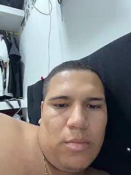 Patricio 02 online show from 05/26/26, 02:09