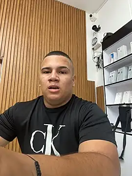 Patricio 02 online show from 05/29/26, 04:02
