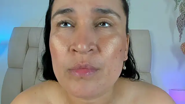 anastassiaa 57 online show from 05/13/26, 06:04