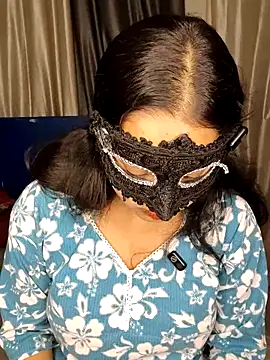 couple hot43 online show from 06/01/26, 07:24