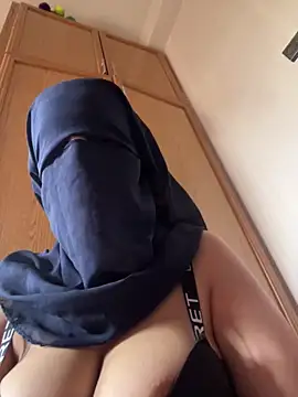 NOURA Dalaa online show from 04/17/26, 04:21