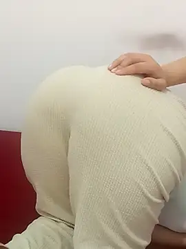 Youmy love26 online show from 05/05/26, 12:08