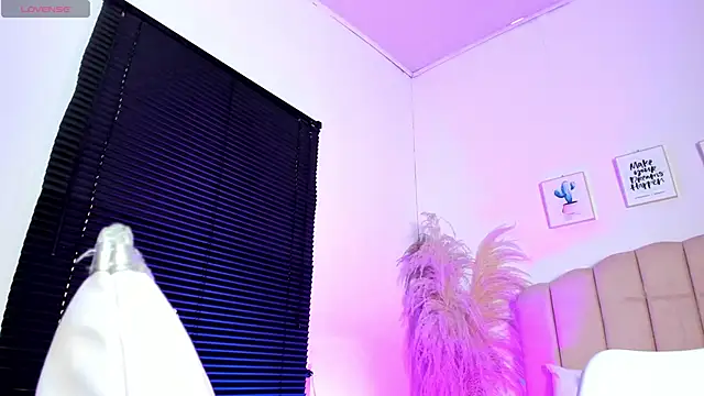 Snapshot of manuboobss chatting on 06/03/26, 05:39 manuboobss online show from 06/03/26, 05:39