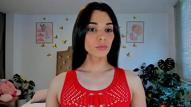 Snapshot of bella_grego chatting on 06/23/26, 07:01 bella grego online show from 06/23/26, 07:01