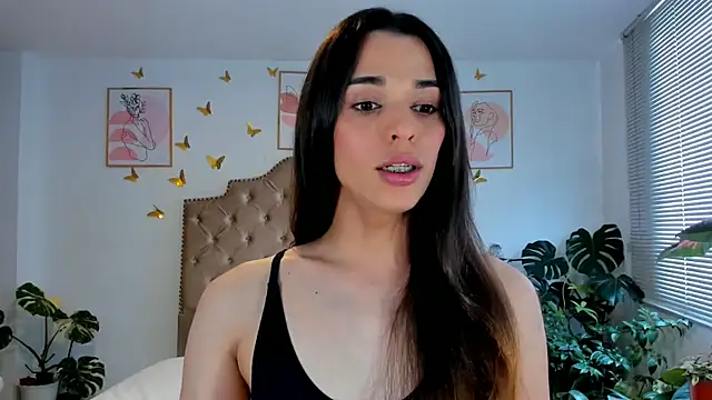 Snapshot of bella_grego chatting on 06/02/26, 05:35 bella grego online show from 06/02/26, 05:35