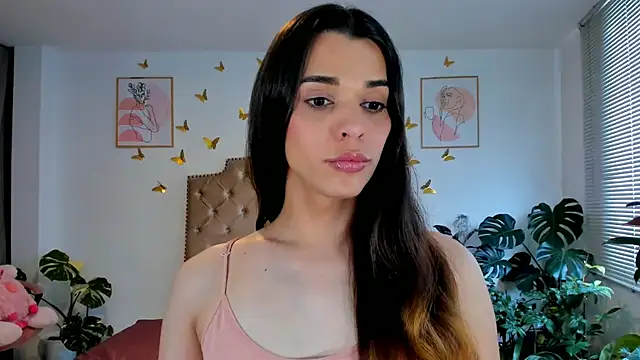 Snapshot of bella_grego chatting on 05/23/26, 05:23 bella grego online show from 05/23/26, 05:23