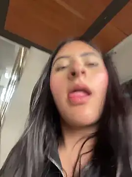 Snapshot of Maggiee_1 chatting on 07/16/26, 07:22 Maggiee 1 online show from 07/16/26, 07:22