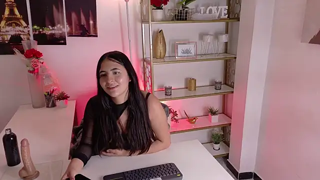 Maggiee 1 online show from 06/04/26, 07:51