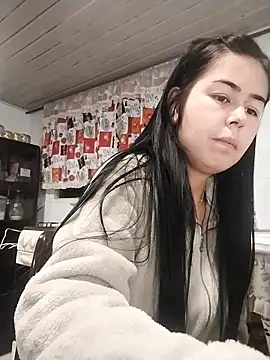 julietaflame online show from 04/24/26, 03:30