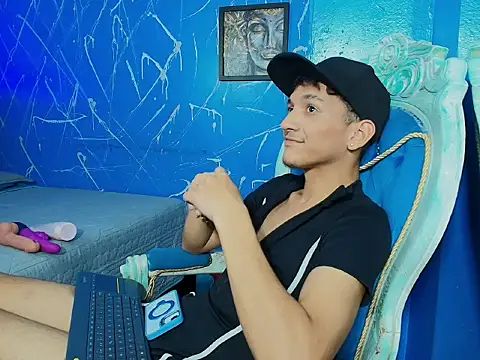 Snapshot of Lexter_Blue chatting on 06/10/26, 08:54 Lexter Blue online show from 06/10/26, 08:54