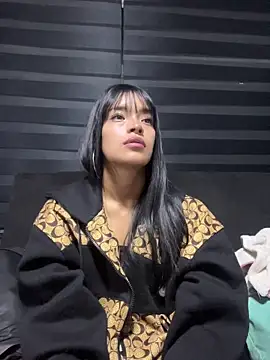 Valery  ls online show from 04/18/26, 02:47