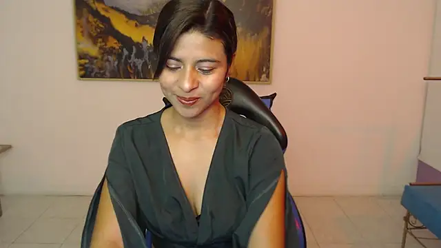 Lady isabella  online show from 05/06/26, 01:15