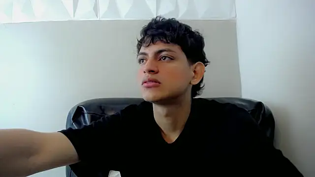 Snapshot of Yosepp_cum chatting on 05/05/26, 03:20 Yosepp cum online show from 05/05/26, 03:20