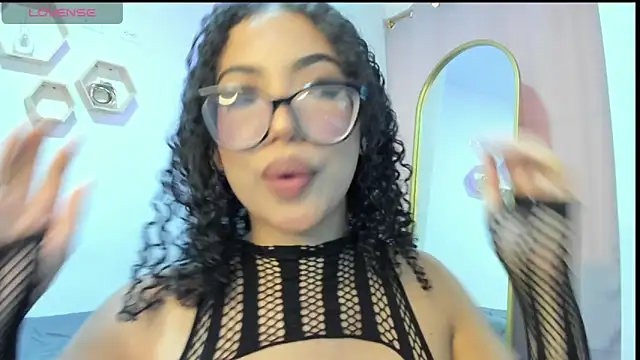 Miss ebony77 online show from 04/17/26, 05:38