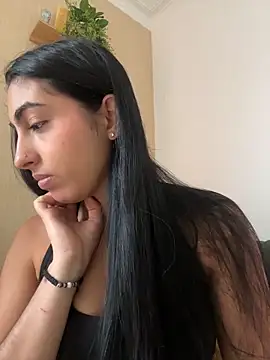 Snapshot of Lily_Rush chatting on 06/06/26, 12:10 Lily Rush online show from 06/06/26, 12:10