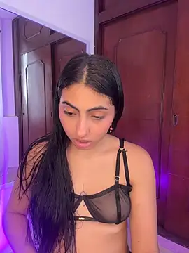 Lily Rush online show from 05/04/26, 12:19
