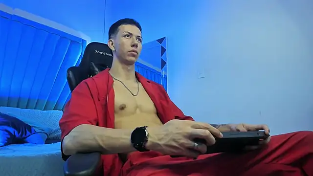 OliverThompsonJS online show from 06/02/26, 04:45