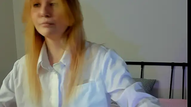 TonyaMeow online show from 04/18/26, 06:49