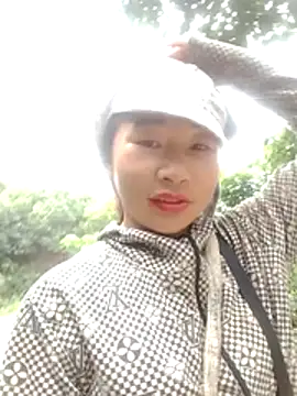 Snapshot of Tieuthu2 chatting on 07/12/26, 02:01 Tieuthu2 online show from 07/12/26, 02:01