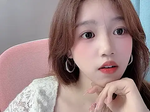 TwinXXbaby online show from 04/17/26, 09:56