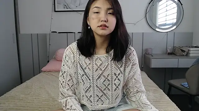 Maiaxoxo online show from 04/29/26, 12:15