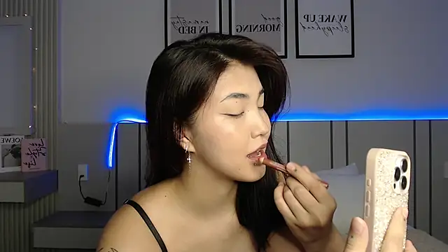 Maiaxoxo online show from 06/02/26, 01:16