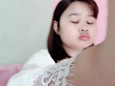 NhungNhun789 online show from 04/22/26, 07:53
