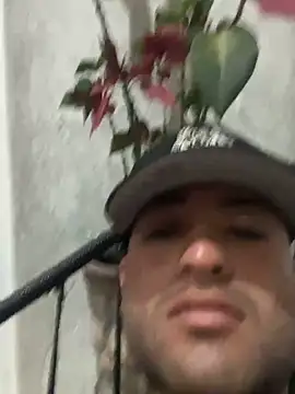 Cesarelpitoduro online show from 04/29/26, 07:23