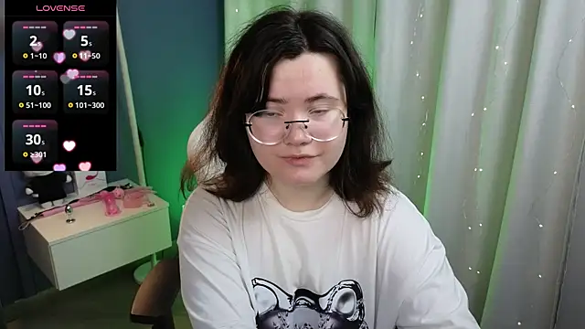 Sofizen online show from 06/26/26, 01:33