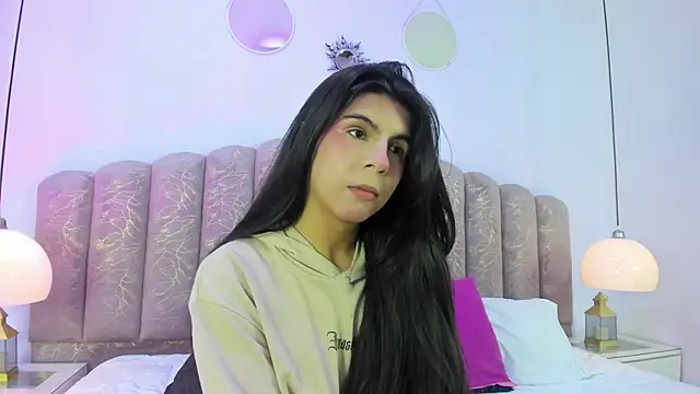 Snapshot of Channel_sofia chatting on 07/10/26, 10:21 Channel sofia online show from 07/10/26, 10:21