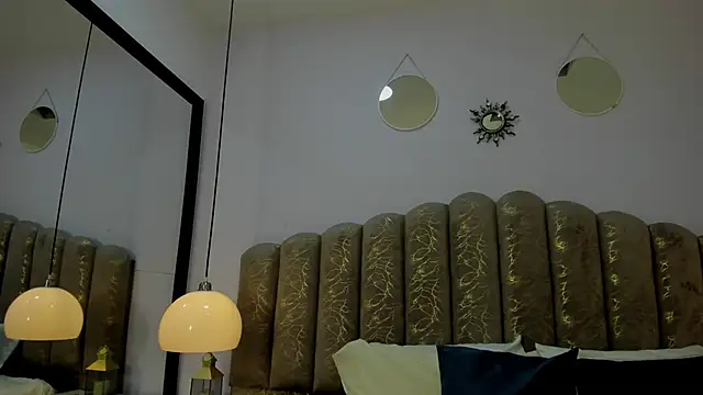Channel sofia online show from 05/20/26, 03:14