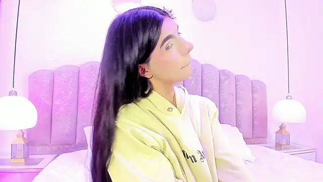 Snapshot of Channel_sofia chatting on 07/02/26, 12:33 Channel sofia online show from 07/02/26, 12:33