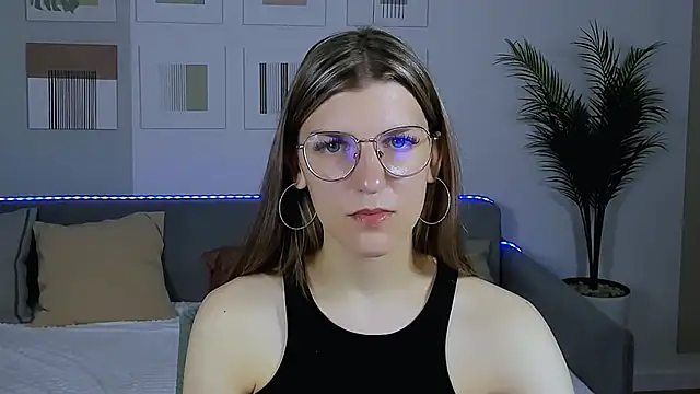 AnnaThorne online show from 05/24/26, 04:34