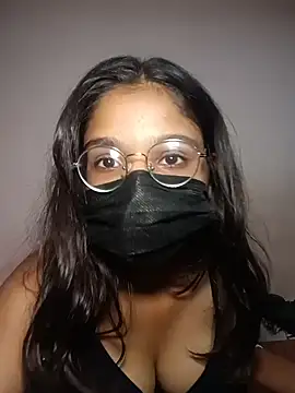 Snapshot of Your_SugarBaby- chatting on 06/24/26, 07:44 Your SugarBaby- online show from 06/24/26, 07:44
